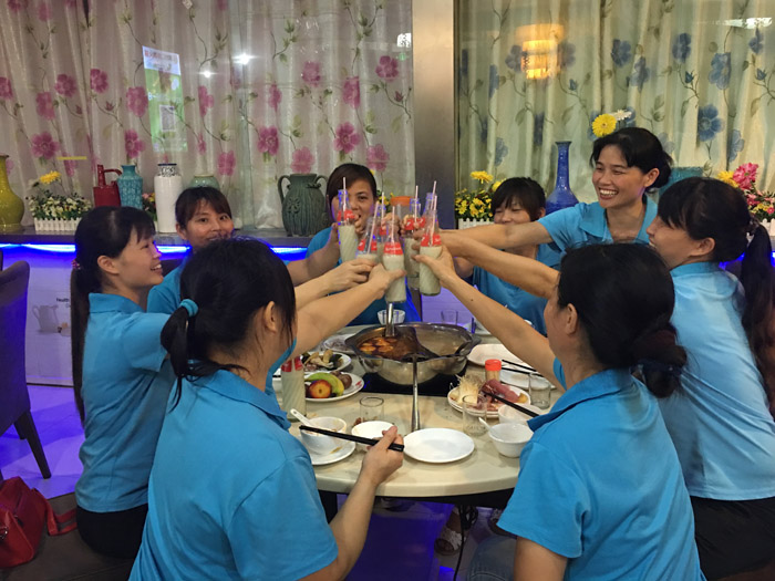 1467621856_11.jpg 6月員工生日會配圖2.jpg